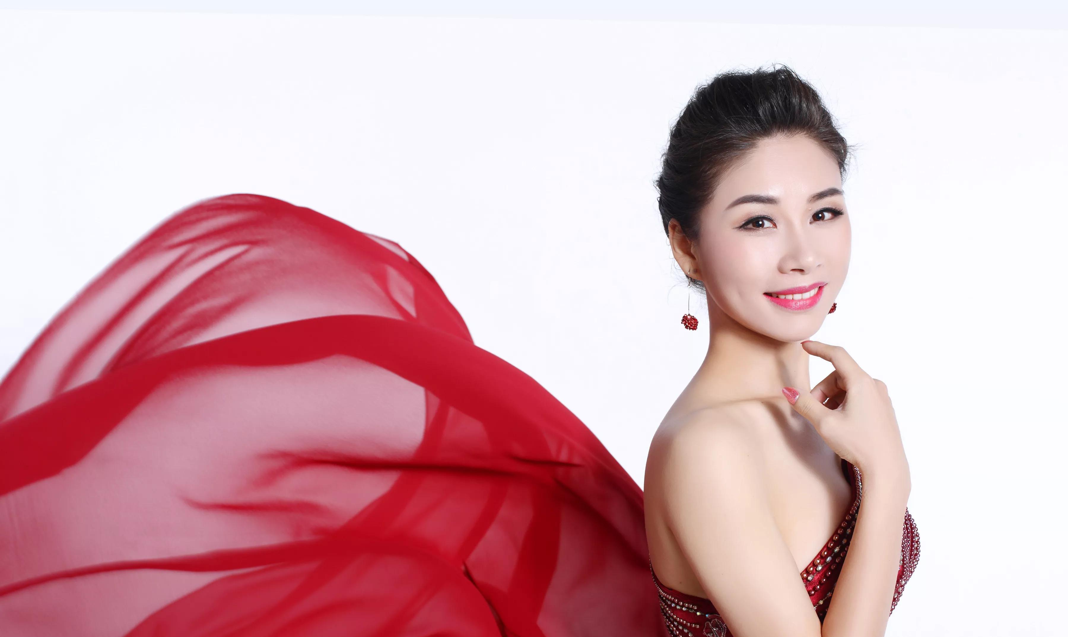 中国女歌手顶级图片