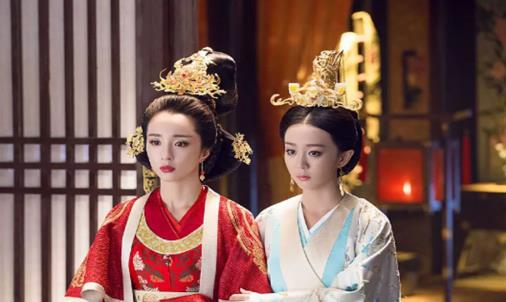 本是皇帝嫂嫂,却被强纳成皇后,皇帝一死,便出家为