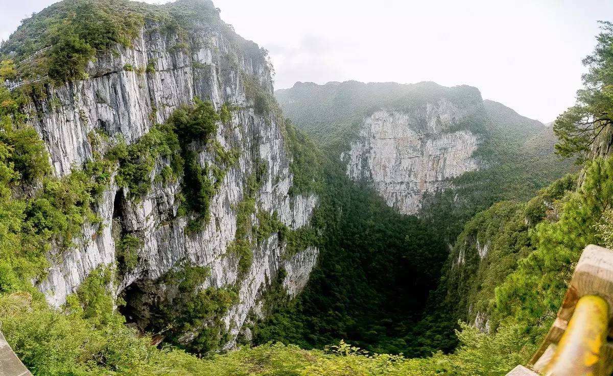 大自然馈赠人类的奇观,世界上最大的天坑群—广西乐业天坑群_地质