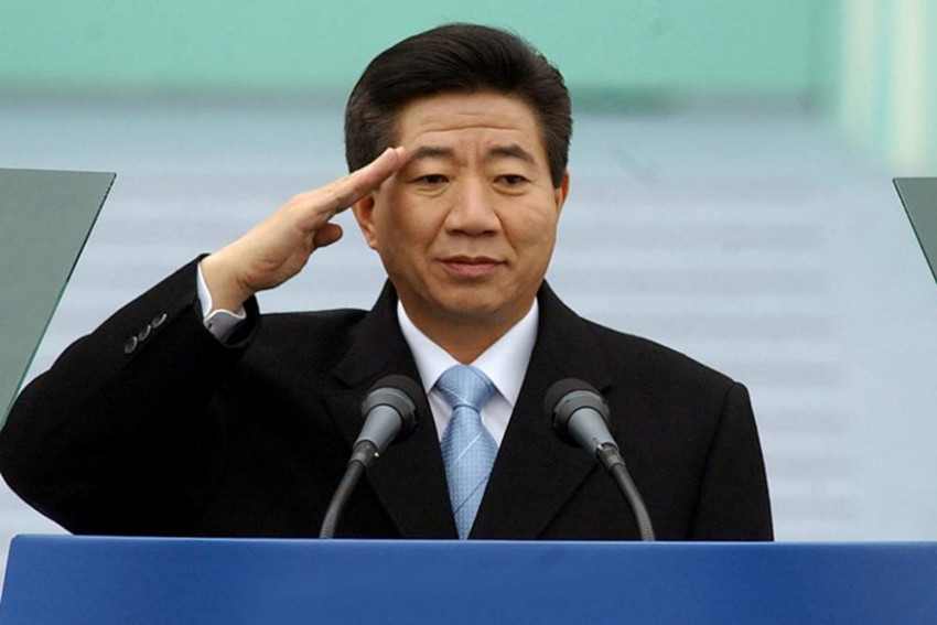 原创最受民众爱戴的韩国总统卢武铉为何最终被民众逼得自杀