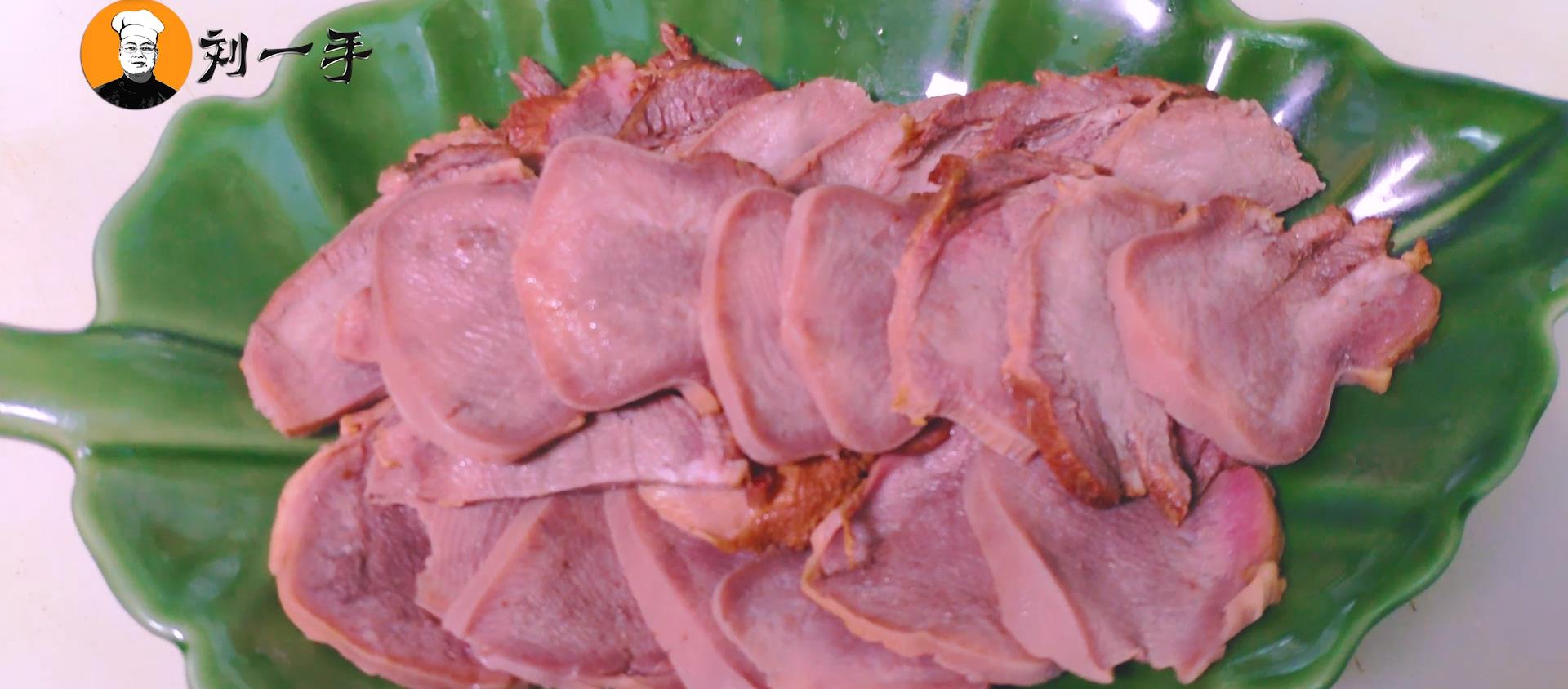 秘制卤牛舌,老刘手把手教你做,又香又有嚼劲,下酒一级棒_京葱_去腥