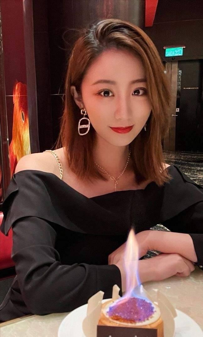 央视主持人下乡,余露莹荒地啃西瓜张蕾出行阵仗大,只有她最真实_管彤