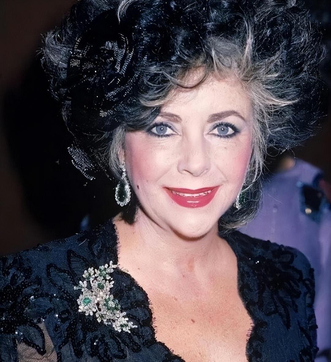 伊丽莎白泰勒：有过8次婚姻，数不清的珠宝，为何还说自己不幸福_搜狐网, image size:1082x1182