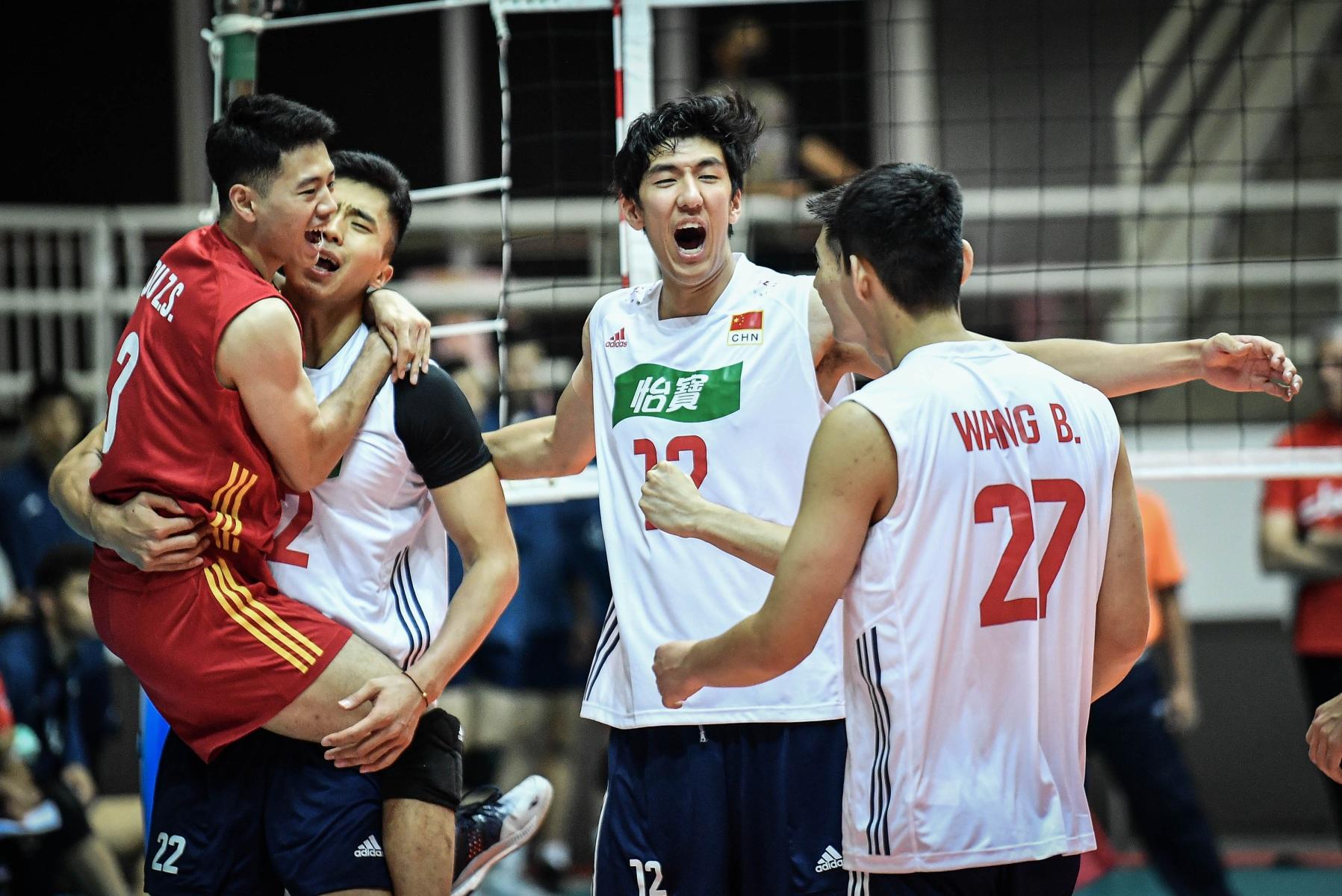 终于在泰国开打,而中国男排则从最开始的不参赛,到递补参赛,派出国家