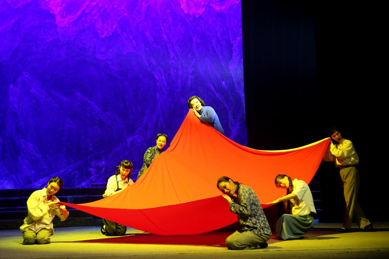 吉剧《江姐》点亮"精彩夜吉林·2022消夏演出季"_艺术_观众_江姐