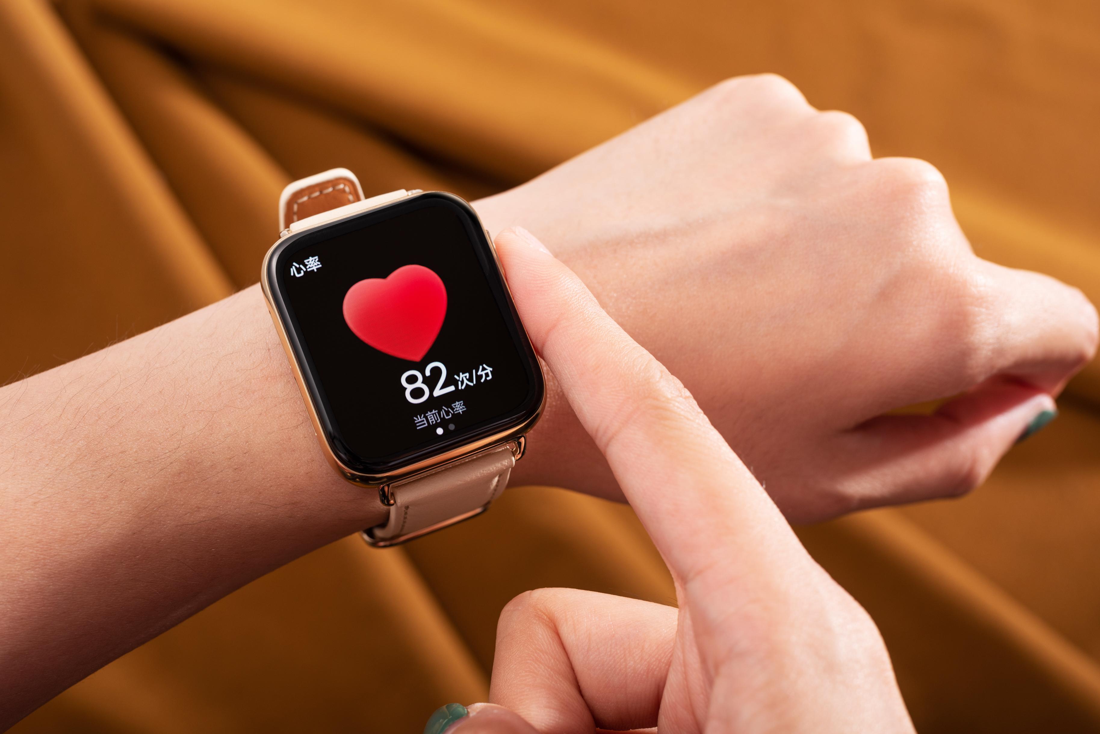 oppo watch 3羽金图赏:奢侈品同款皮表带,双芯双擎加码智能交互_手表