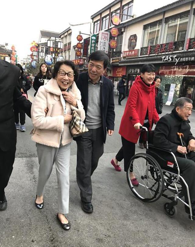 杜月笙之子杜维善,永远不忘自己是中国人_姚美兰_上海滩_母亲