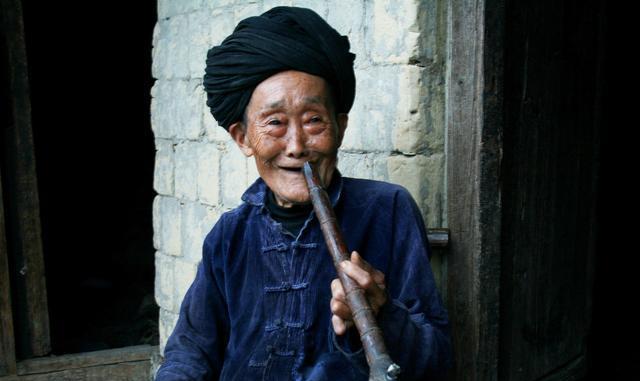 认知,来自于一部电视剧《乌龙山剿匪记》,没错,这部电视剧中的田大榜