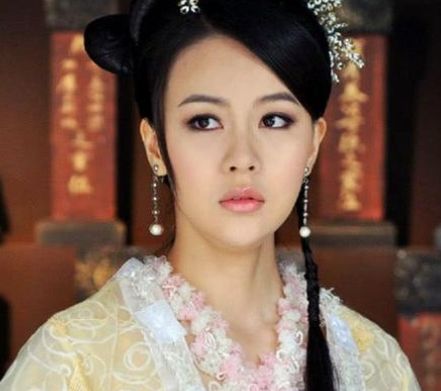 《活佛济公》中最美的不是胭脂,不是白雪,而是仅出现几次的她!