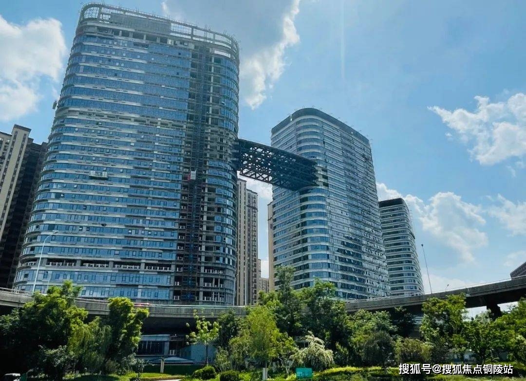 济南路劲中心售楼处电话:400-861-0709转6789【售楼中心】官网24小时