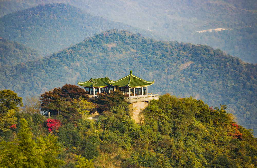 莫干山团建:夏季高温退!退!退!_温度_空调_战场