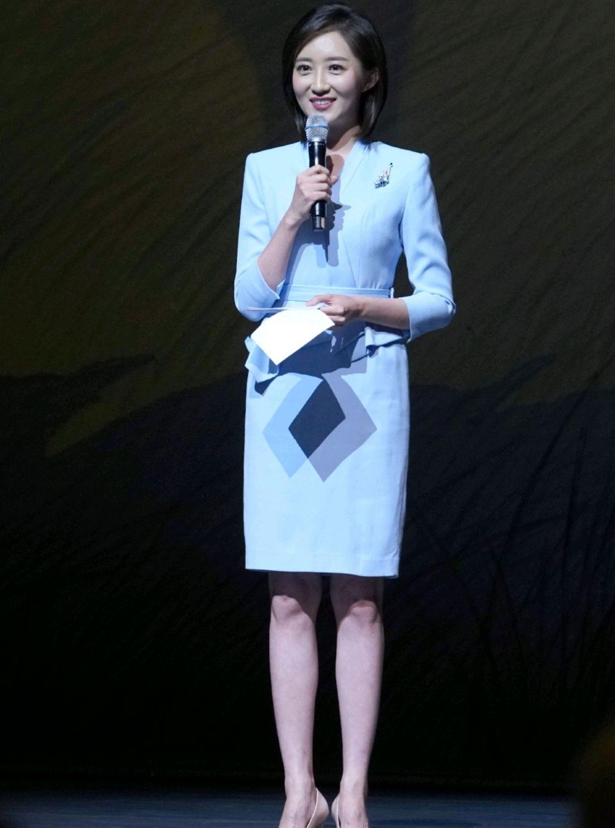 上海台主持人周瑜确认加盟电视,主持人大赛没进决赛圈依然被青睐_演播