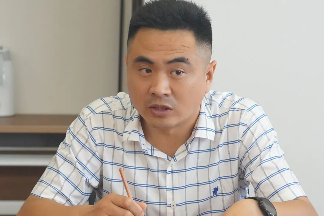 热烈欢迎郑州市各级领导莅临赞华集团调研考察_建中街街道_二七区