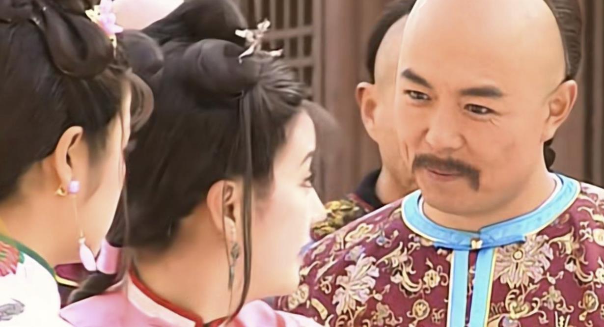 中年男人的情欲与孤独,琼瑶用乾隆和紫薇一语道破_小燕子_尔康和_令妃