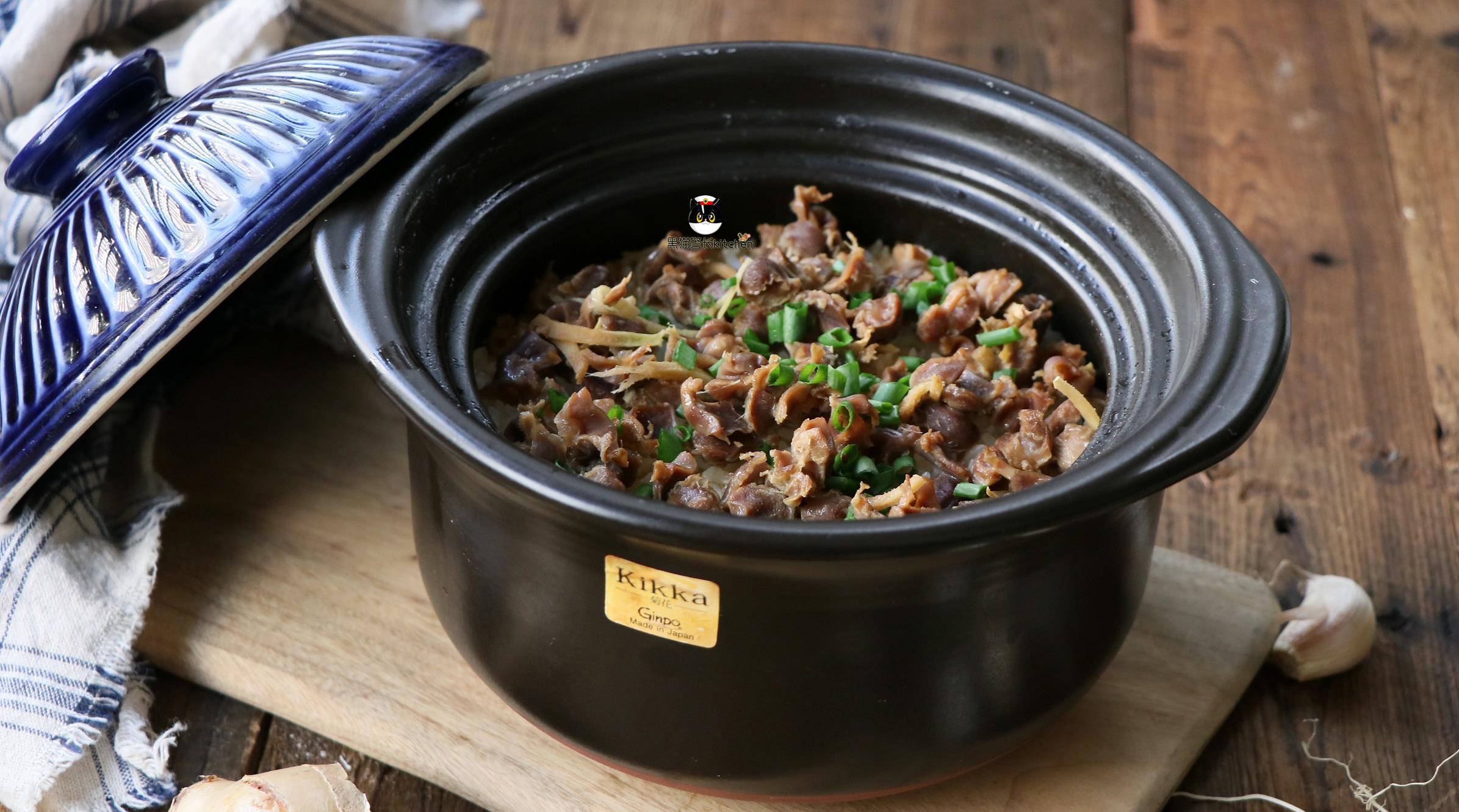 快给米饭换个更好吃的做法吧,这样做既是饭又是菜,上桌秒抢光_砂锅