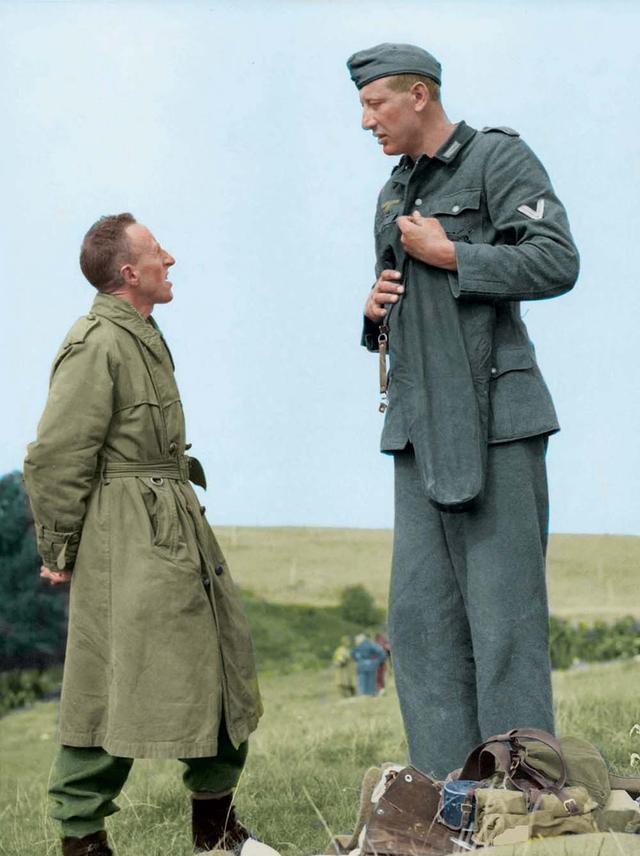 “德国”他只比姚明矮5厘米，成为二战中最高的士兵，不幸被英军俘虏