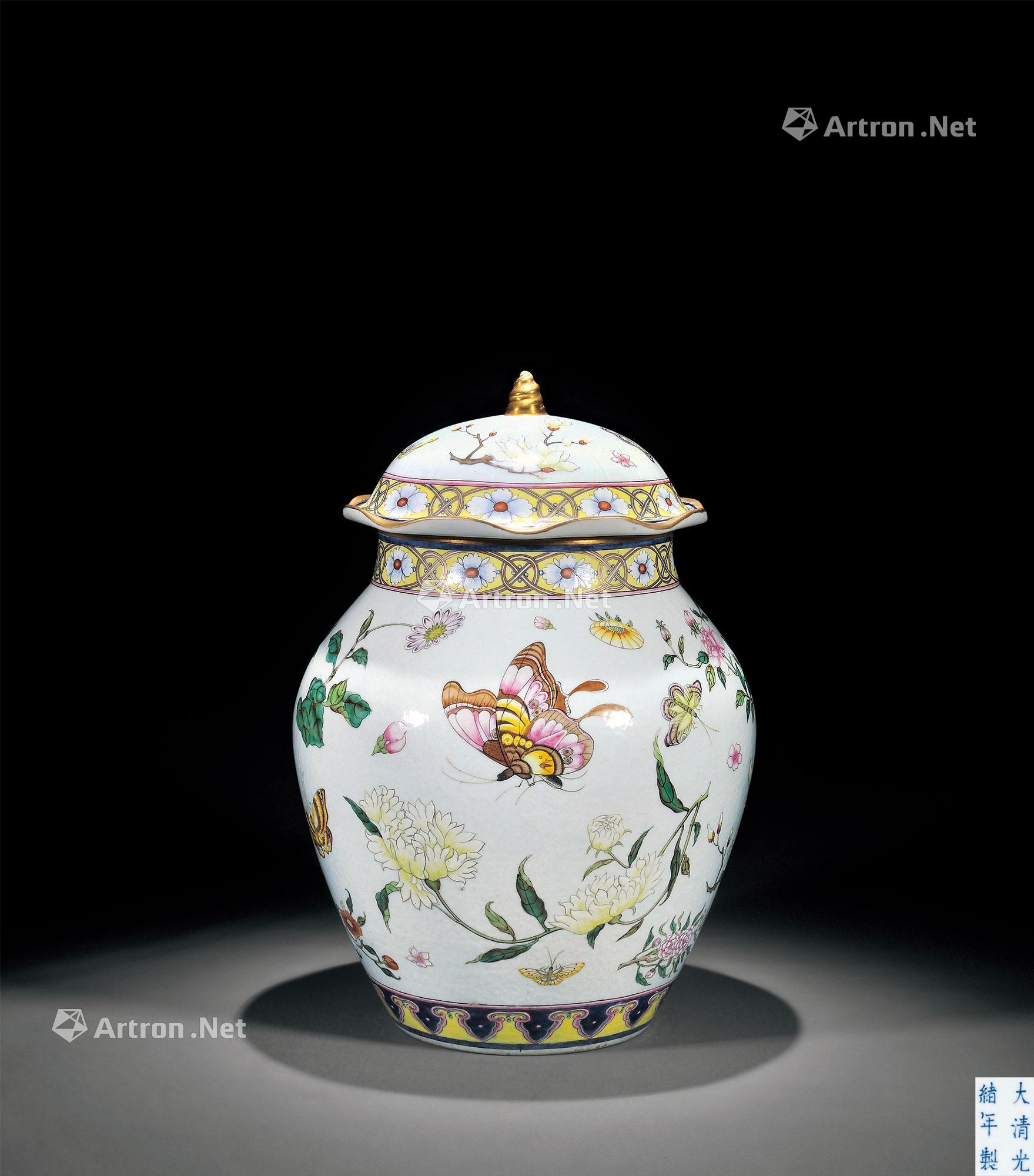 拍卖征集：中国瓷器三大国宝之一的荷叶形盖罐_清光绪_藏品_造型