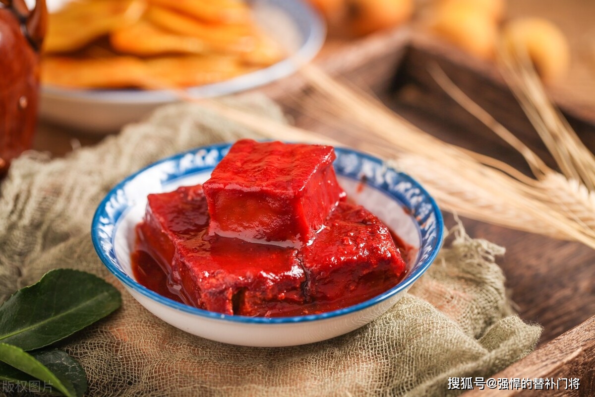 红腐乳之所以是红色,是因为添加了红曲米还是辣椒?