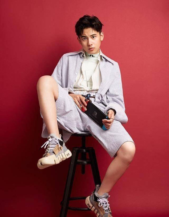 童星胡先煦拍戏很敬业,曾中暑晕倒,角色多变不一有特点_小光_观众