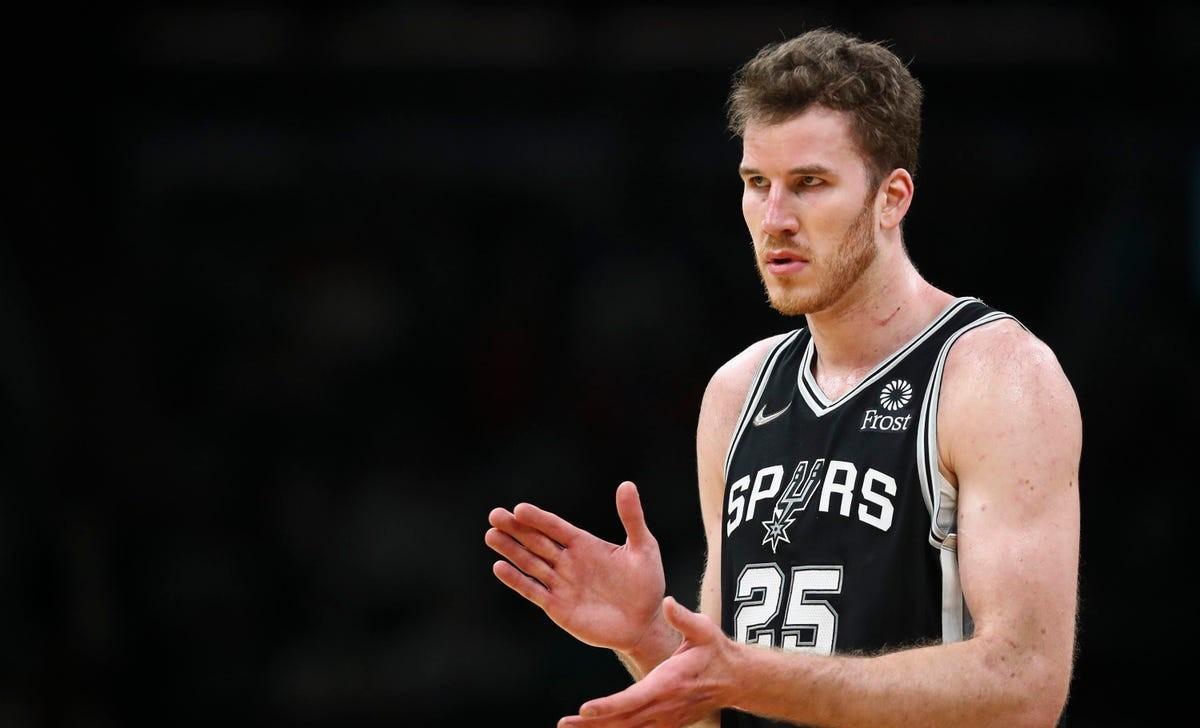 猛龙想做一笔大交易,目标瞄准曾经的旧将,如今他的价值可不低_珀尔特