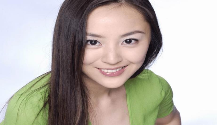 周蕾:演现代女性为人所熟知,知性温柔外在条件超好令人羡慕_作品_毕业