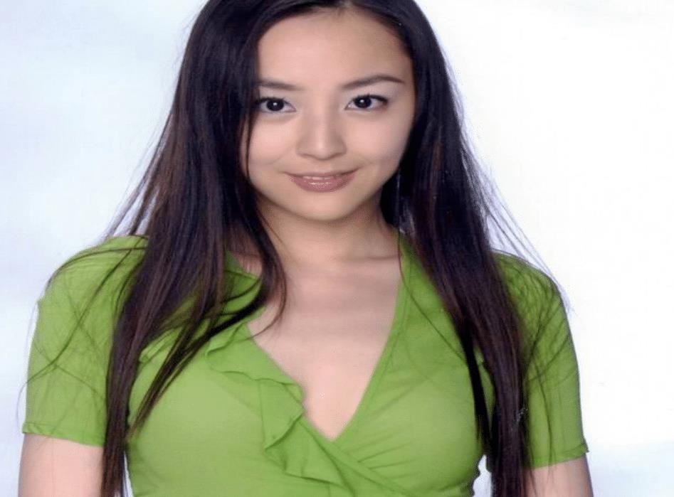 周蕾是演现代女性被人们所熟知的,不过大家可能更加喜欢她知性温柔又