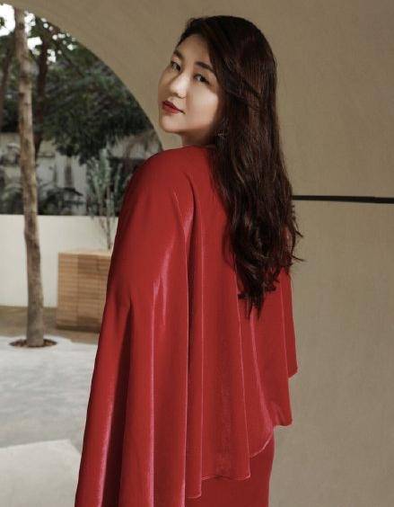 杨天真晒泳装照的举动,真是验证了她曾经的那番话,值得人去点赞_身材