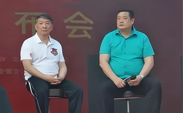 山东男篮刚结束了糟糕的赛季,还没有进行总结,宫鲁鸣就回到了安徽文一