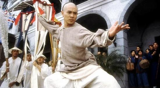 少林十虎之一的方世玉,武功高强,为何24岁却被"踢肛"而死?