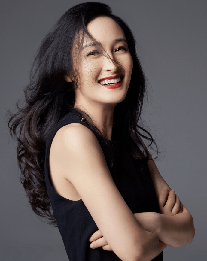 马睿是深受观众喜欢的知名女演员,擅长演情感戏,出道多年来出演了《别