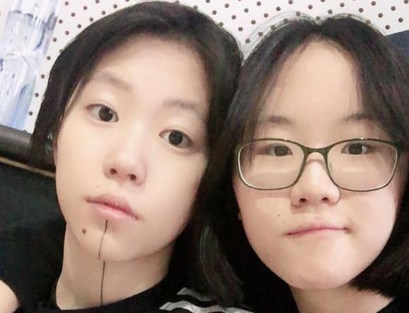 窦唯小女儿参加《明日之子5》,风格酷似窦靖童,网友表示不看好_窦佳