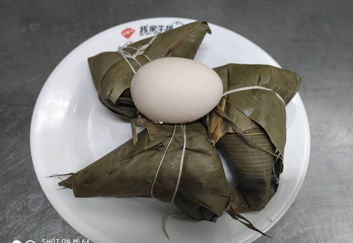 鸡蛋就要用艾草煮,俺临沂平邑最接地气的美食风俗_荷包_孩子_闺女