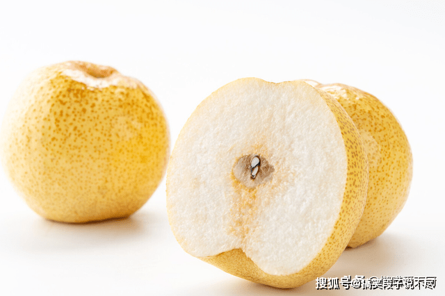 买梨时,“皇冠梨”和“雪梨”有啥区别?口感差别大,学会别挑错_栽培_品种_梨子