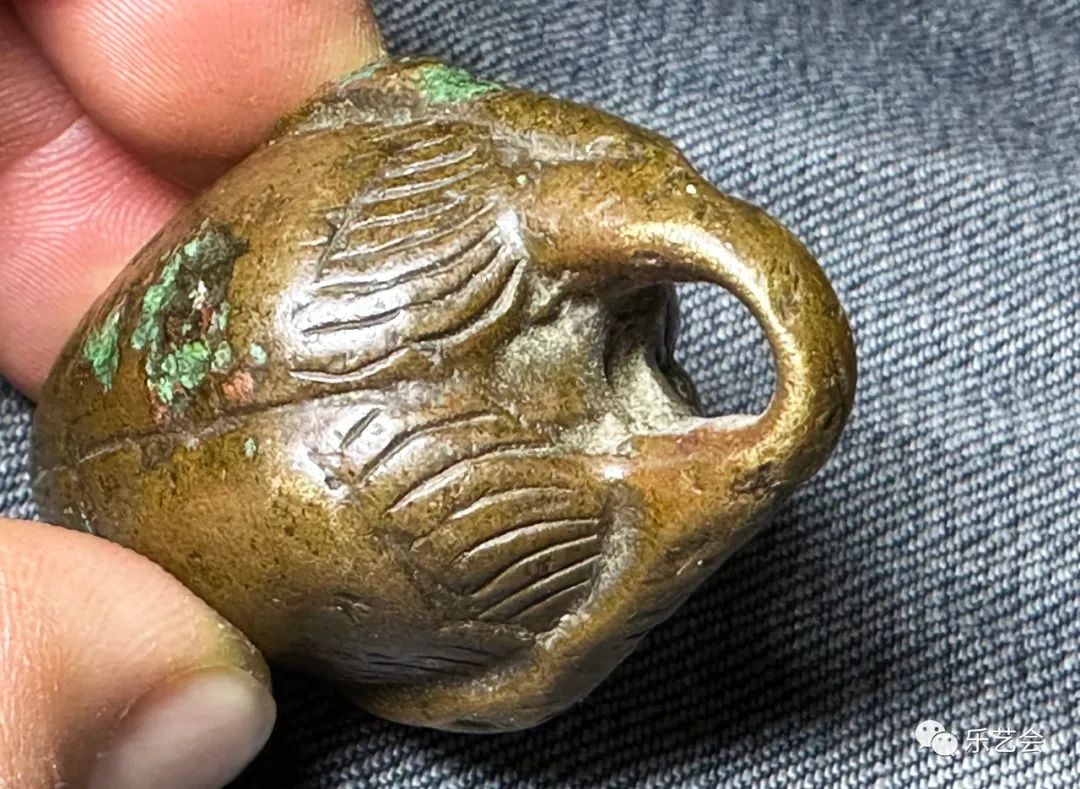 老赵聊辽金铜人系列7:辽代美术中的回头雁与交颈雁_布鲁头_朝阳_天宫