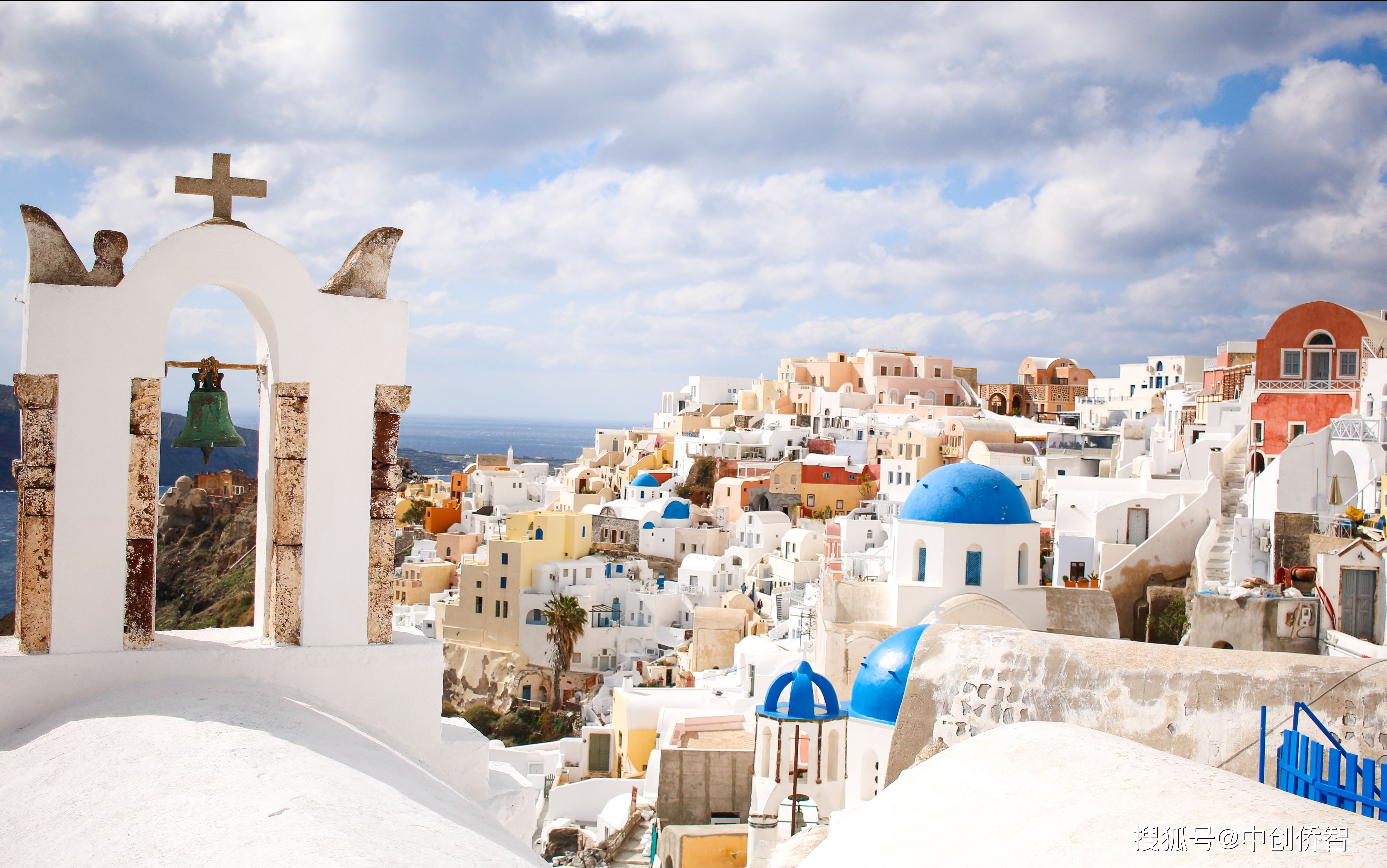 希腊,正式名称为希腊共和国,是一个位于欧洲东南部地中海沿岸的国家