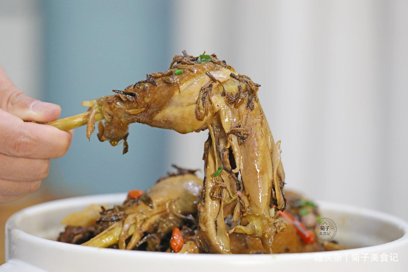 杭州特色菜龙井茶香鸡,茶香四溢,细嫩爽口,元旦回家露一手_step_山药