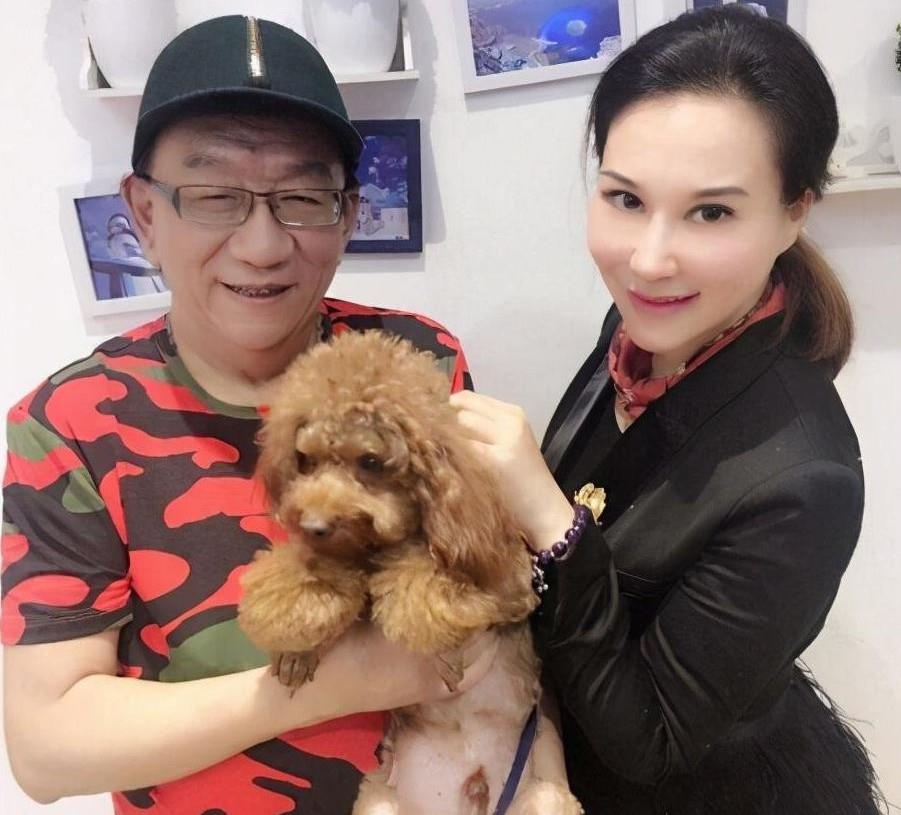 徒弟买奢侈品的74岁侯耀华,如今捐款30元,网友:太可惜了_河南_侯耀文