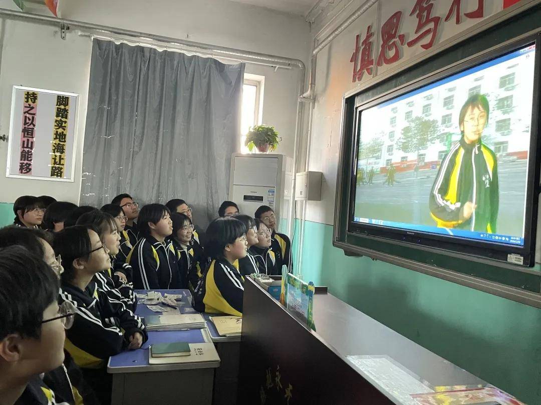 原创不忘初心61逐梦前行 泽龙实验中学2021年元旦联欢会精彩呈现