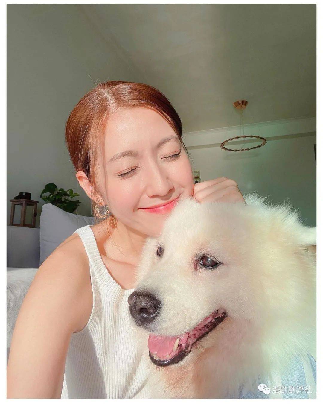 tvb花旦晒时尚诱惑时尚照,贺社交网破50万粉丝_yoyo_生活_留言