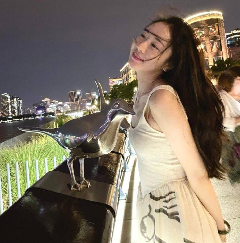 霍尊希望陈露放下一切,9年感情属于正常分手,女方准备开撕_回应_向前