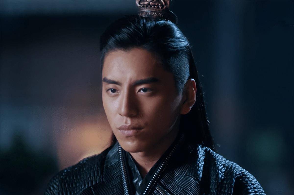 在《狼殿下》被群嘲以后,王大陆也没有再接过古装的戏了