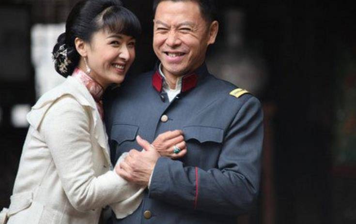 胡亚捷与妻子"三闹分手",每离一次都有惊喜,那两人现状如何?