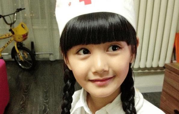 张籽沐两岁拍摄策划,三岁正式出演电视剧,年纪轻轻被称为老戏骨_时候