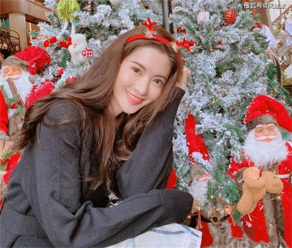 aff和前男友各自晒同框照,两人曾交往13年,因男方出轨而分手_muad