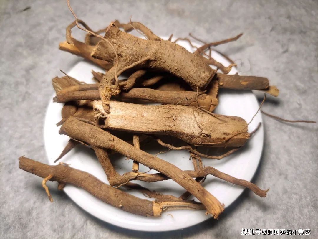 姜子根鸡汤,从小喝到大的滋补汤,营养美味补元气,越喝越好喝_木姜子