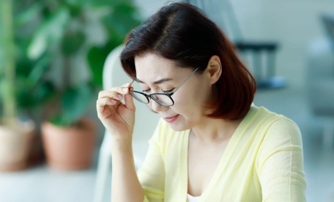 老花眼_老人_视力