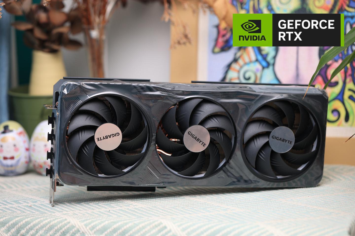 年度甜点级显卡，技嘉RTX 4070Ti GAMING OC魔鹰首发评测_散热_支持_风扇