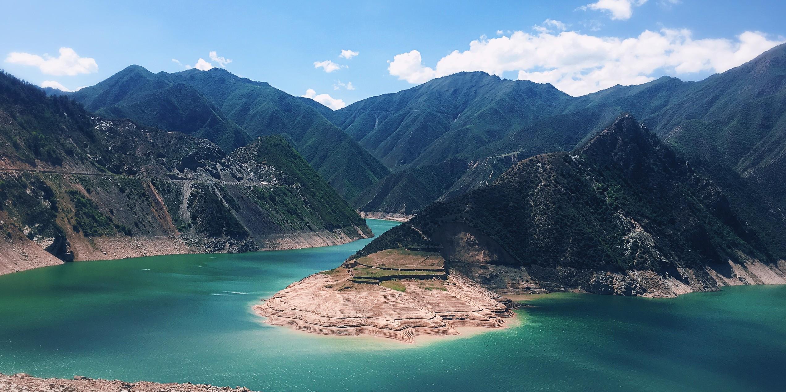 洮砚是四大名砚之一,洮河的景观更是美不胜收,让人流连忘返_km_新城镇