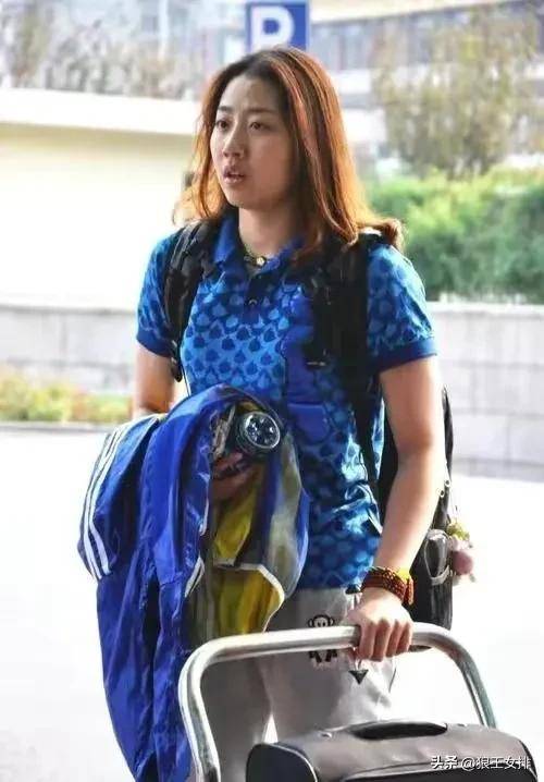 原创姚迪:六获最佳,八进八出国家队遭质疑,巴黎还能助女排登顶吗_姚笛