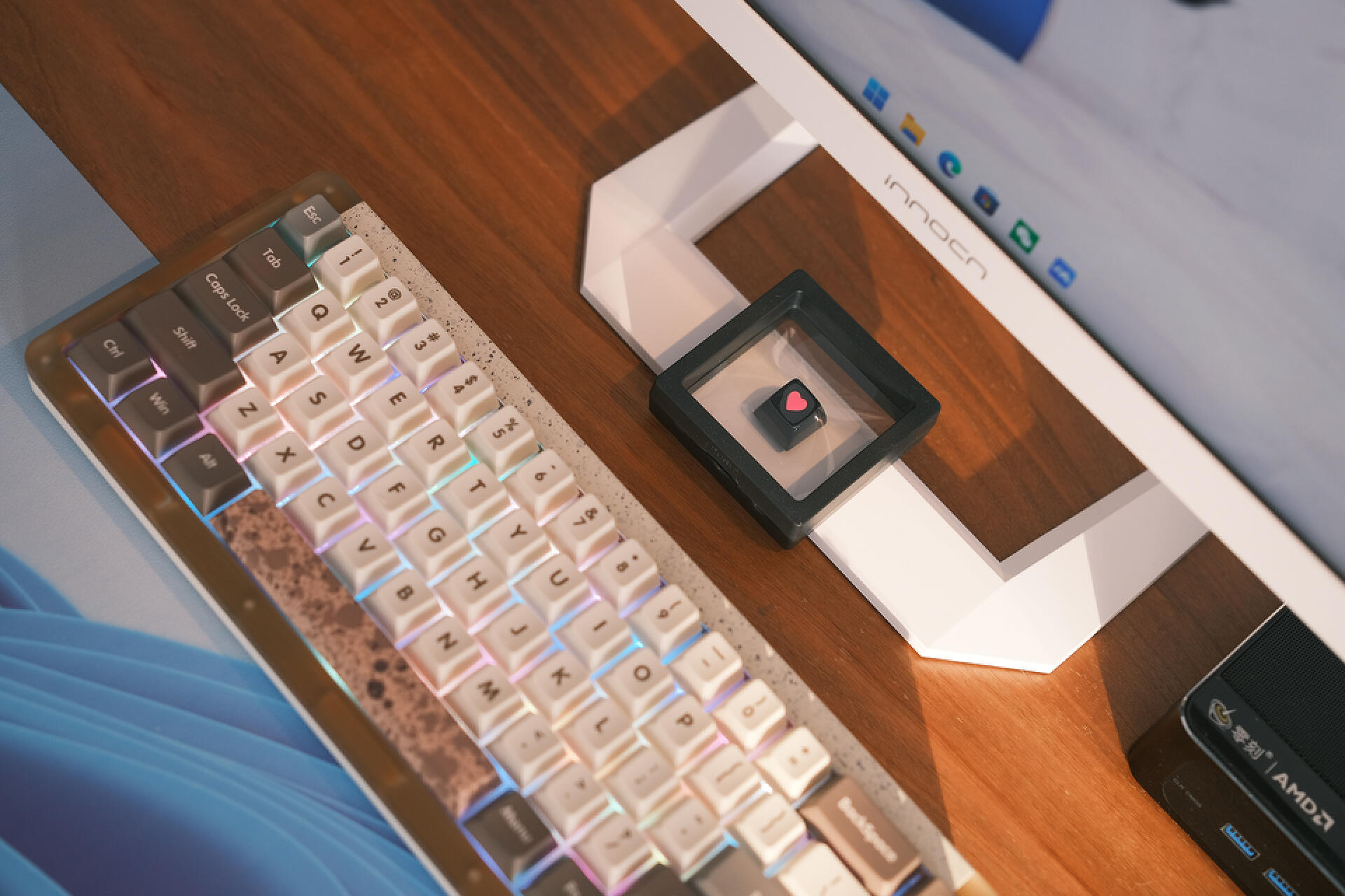 大理石般的美感,IDOBAO ID67 PLUS机械键盘测评,手感与颜值并存